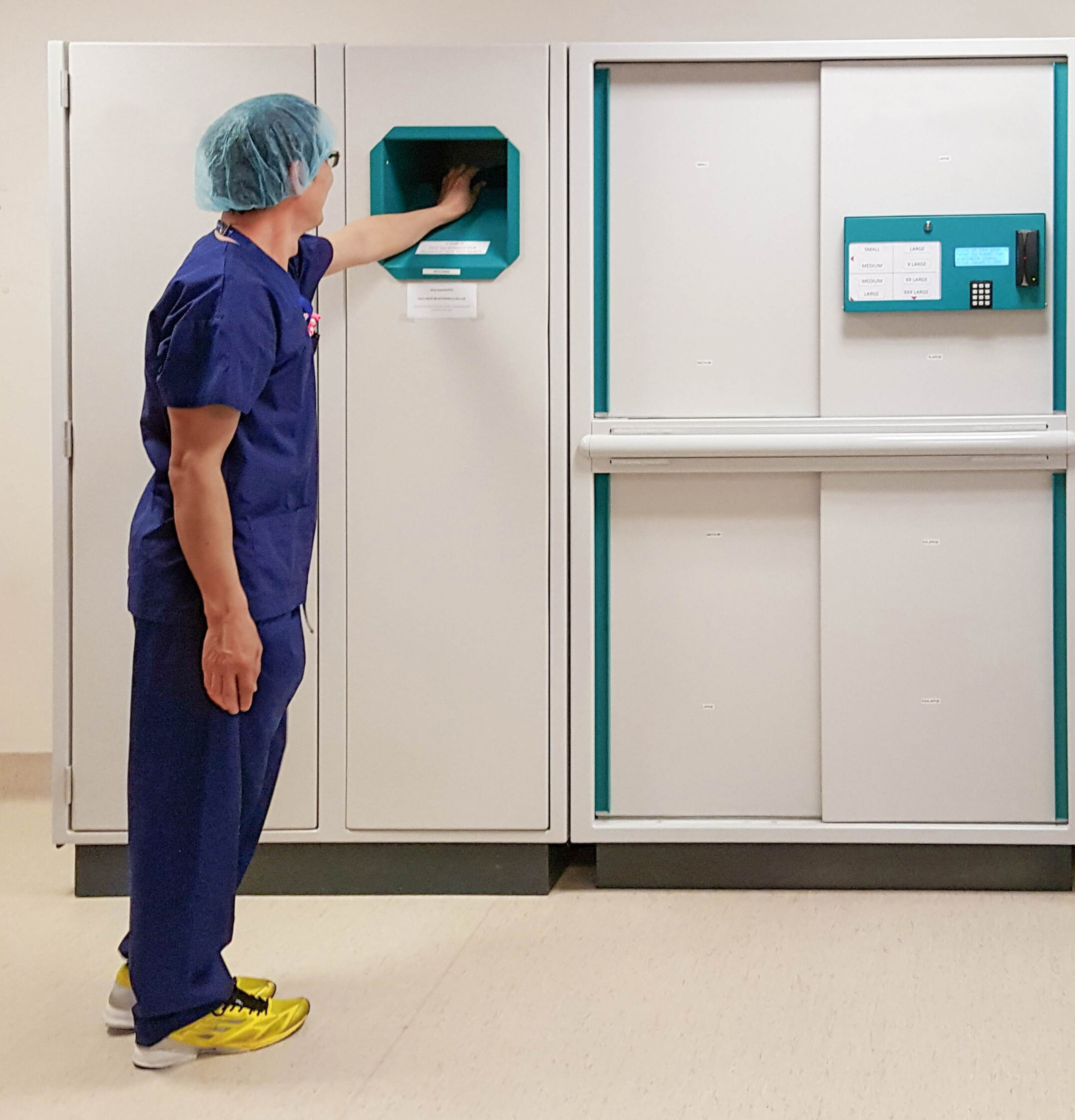 CabiNet RFID Uniform Dispenser Returning Uniform